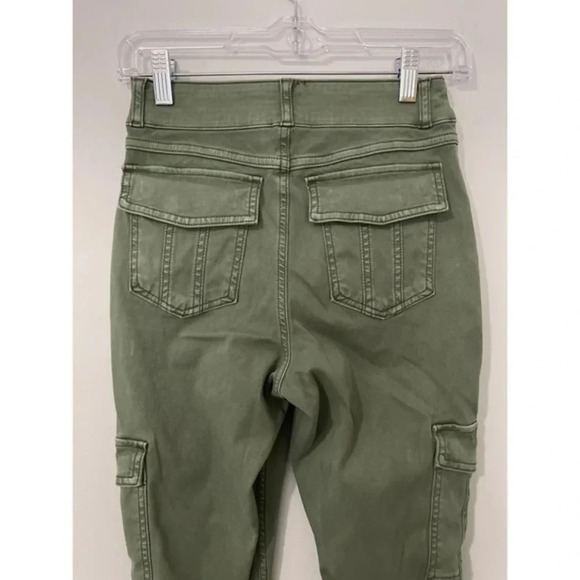 Spanx Stretch Twill Ankle Cargo Pant Women’s Size Small Soft Sage Skinny - Picture 7 of 13